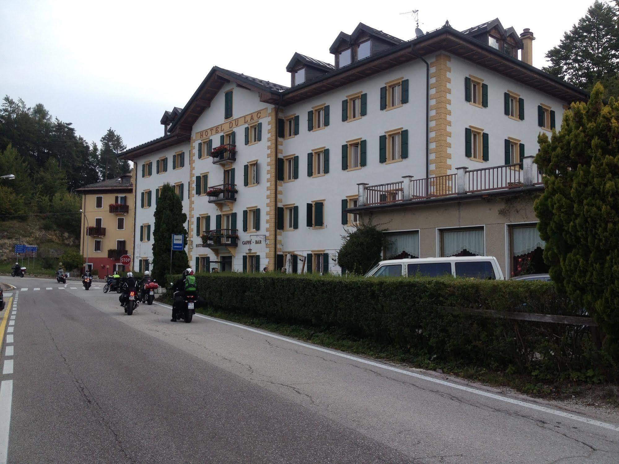Hotel Du Lac Parc & Residence 拉瓦罗内 外观 照片